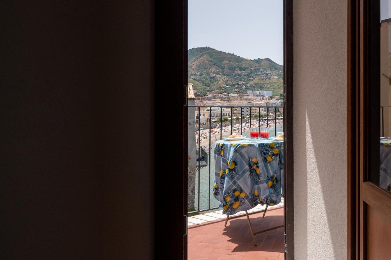 Lavatoioflats Casa Sul Mare E Sul Lavatoio Medievale A Cefalú Exterior foto